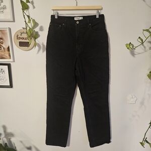 Abercrombie Curve Love Black 90s Straight Ultra High Rise Jeans
